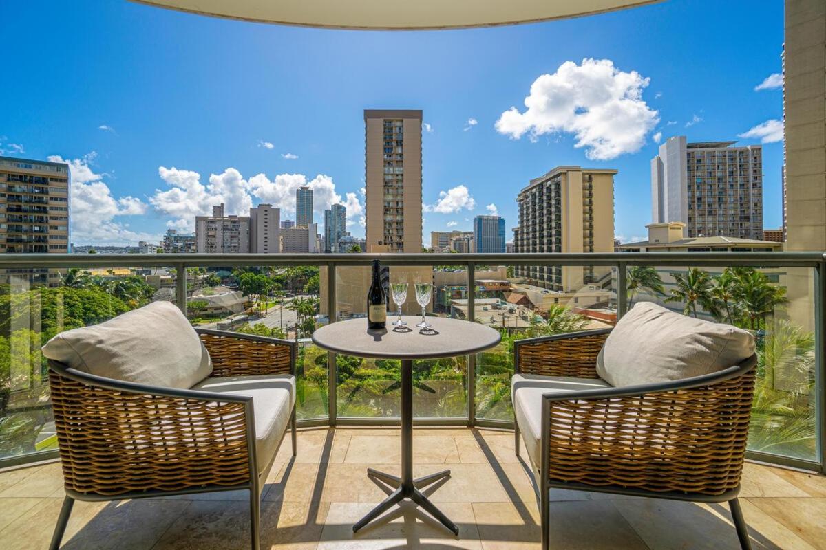 Allure Waikiki #803